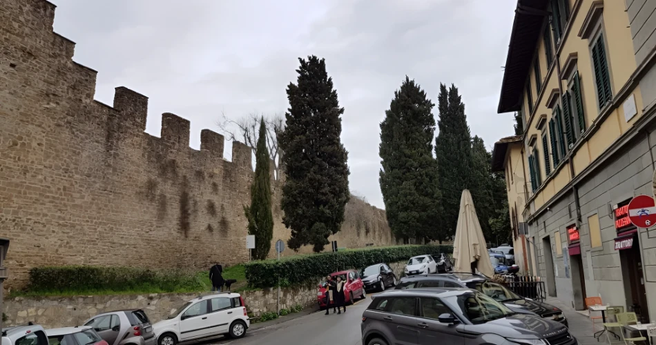 10 Best Places to Go Shopping in Florence, Italy